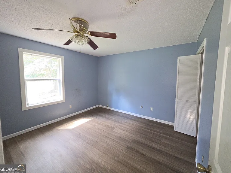 504 Martha Dr — Photo 22