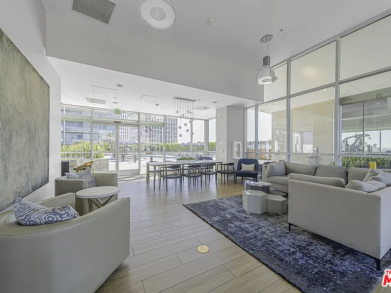 3785 Wilshire Blvd #1607 — Photo 45