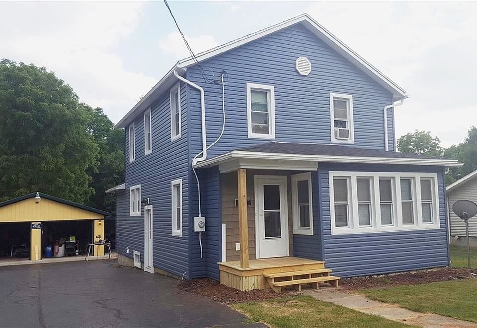 1st image of 82 Oconnor St