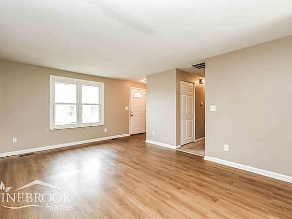 5th image of 7238 Summerdale Dr
