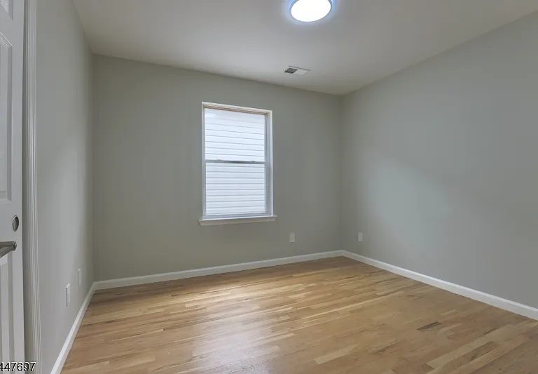 452 Marshall St #2 — Photo 11