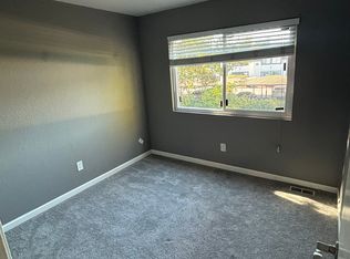 369 Enterprise Dr, Rohnert Park, CA 94928