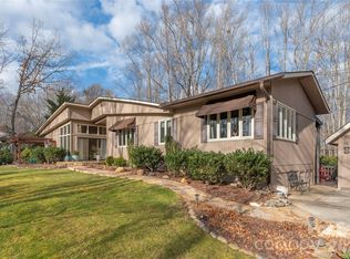 471 Brunswick Dr, Waynesville, NC 28786