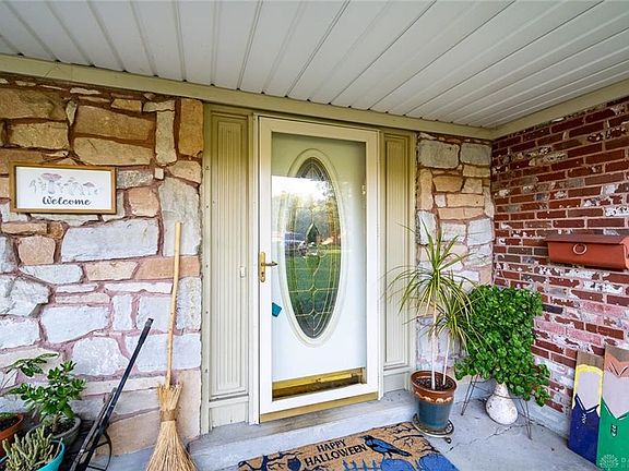5th image of 2708 Richlawn Cir