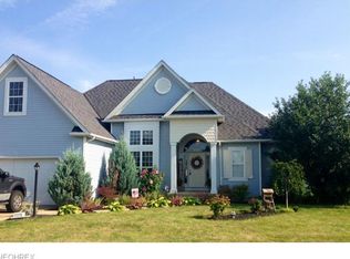 302 Lakeside Ave, Wellington, OH 44090