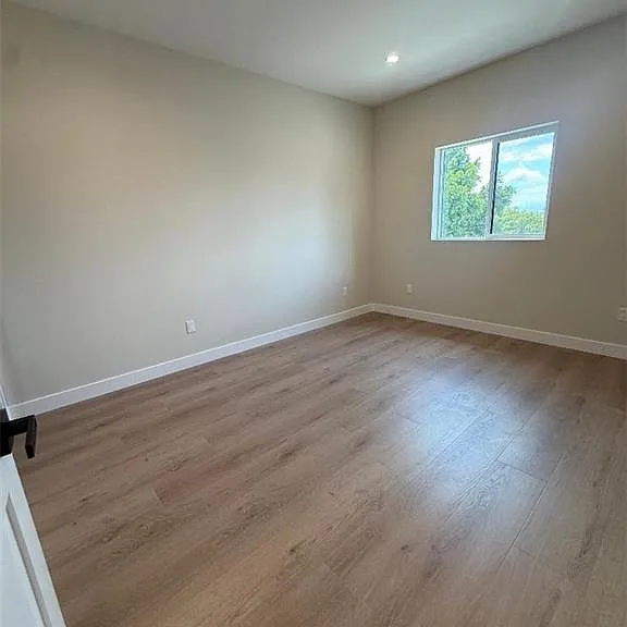 7828 Kyle St — Photo 6