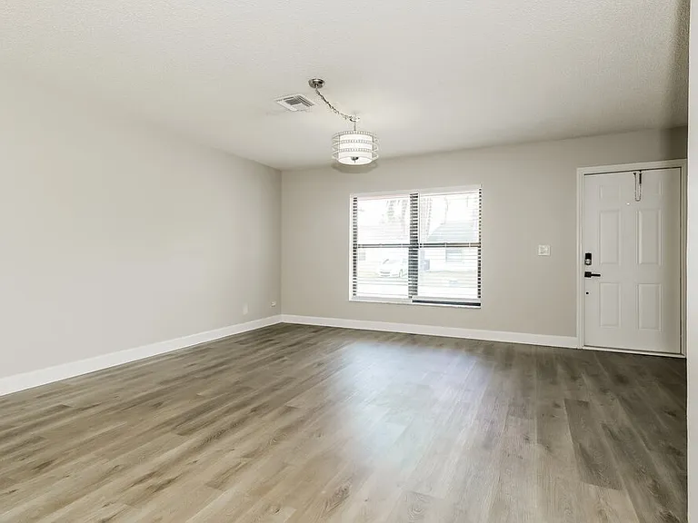 5872 Corson Pl — Photo 5