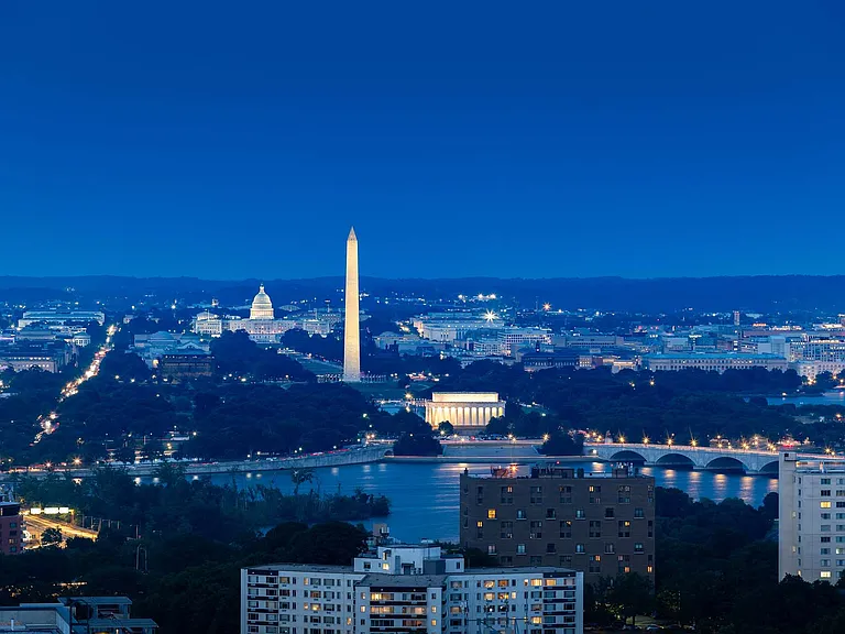 Stay connected to the energy, culture, and convenience of city life.