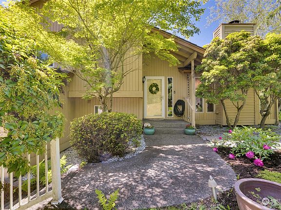 2nd image of 1820 63rd Avenue NE