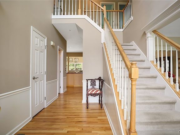 3rd image of 4469 Winding Creek Rd