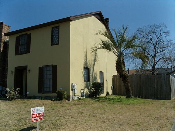 2nd image of 5731 Worchester Dr