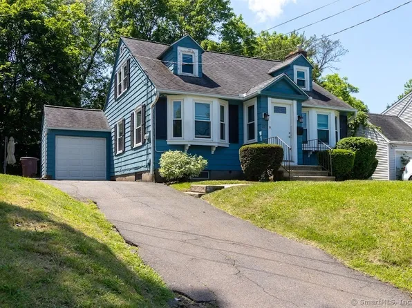 221 Commonwealth Avenue, New Britain, CT 06053