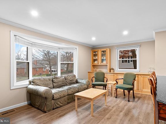 3rd image of 4212 Mount Olney Ln