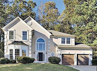 1945 Greensbrooke Close, Stone Mountain, GA 30088