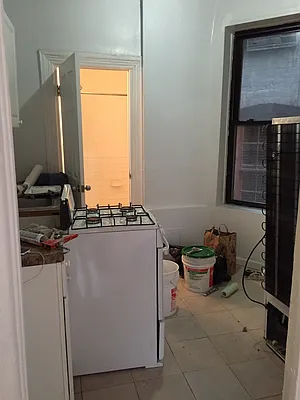 Rented by AJ Clarke | media 35