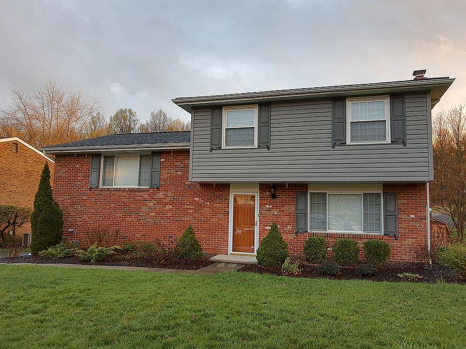 1st image of 604 Stamford Dr
