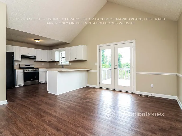 1784 Blanche Dr — Photo 8