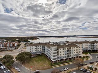 3288 Page Ave APT 1109, Virginia Beach, VA 23451