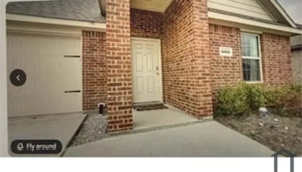 4 bed, 1940 sqft, $2,850 — Photo 3