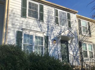 11789 Bayfield Ct, Reston, VA 20194