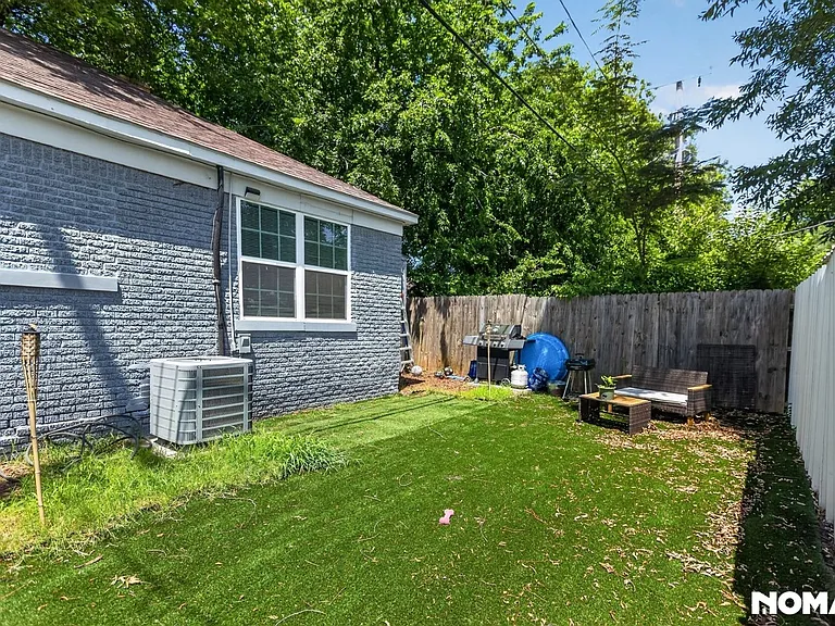 1412 N Virginia Ave — Photo 23