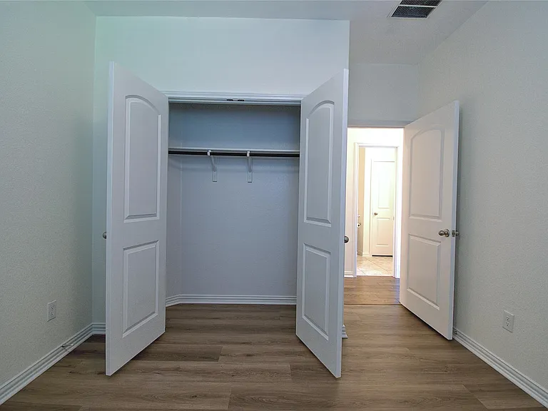 413 Granite Rock Ln — Photo 18