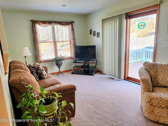 3rd image of 4006-4008 Pondview Dr