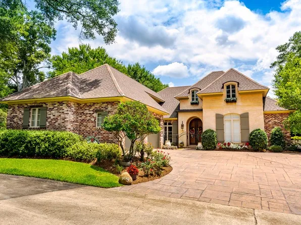 109 Grove Pl, Summit, MS 39666