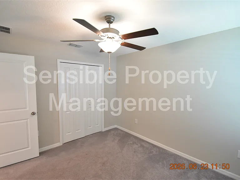 13021 Meadow Pond Pl — Photo 25