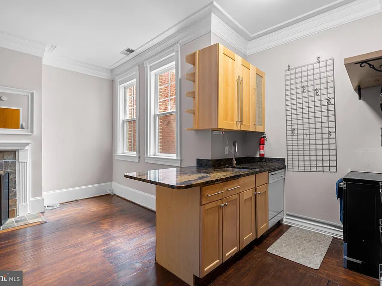 1326 Vermont Ave NW #4 — Photo 14