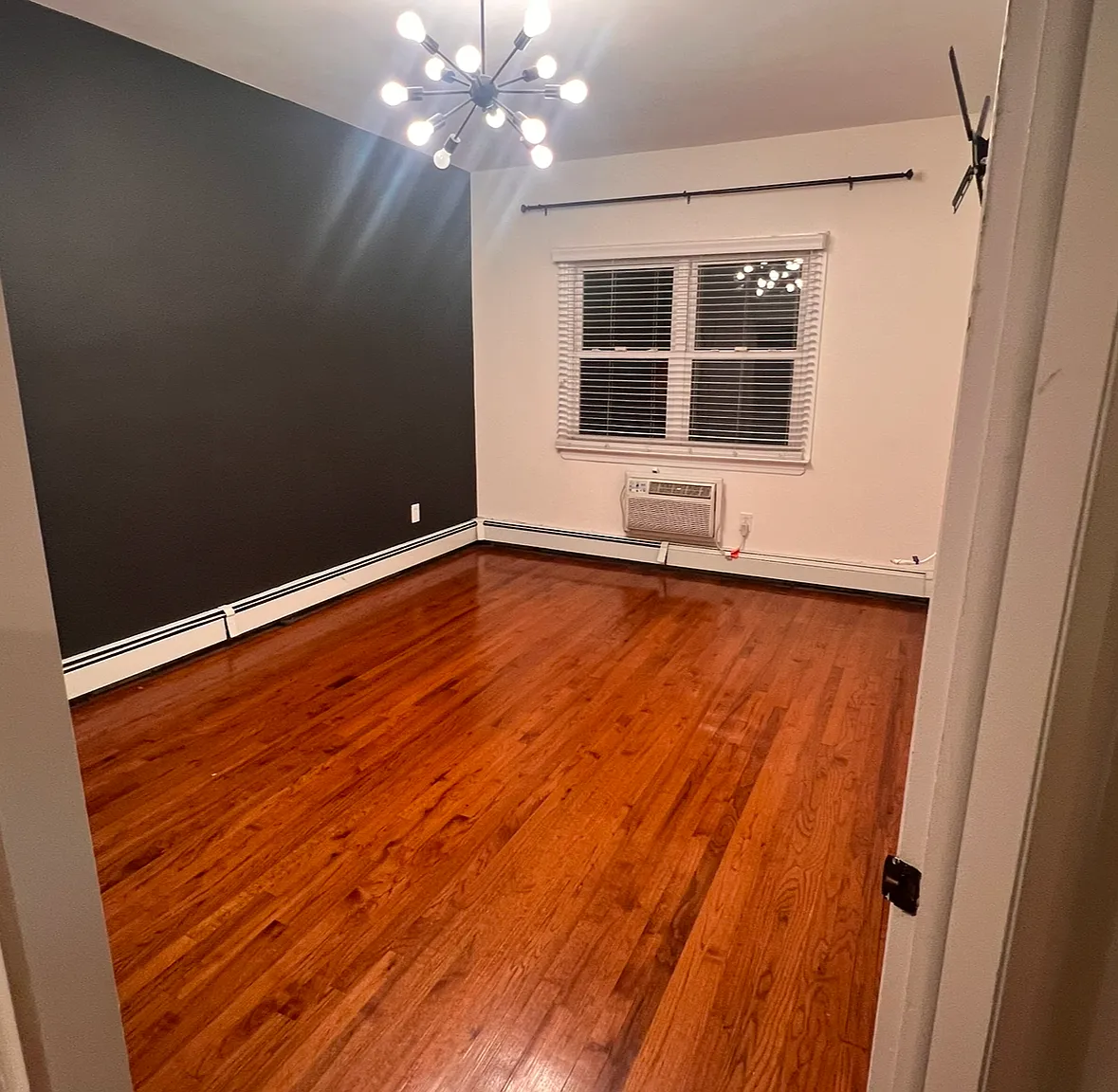 3 bed, $3,400 — Photo 2