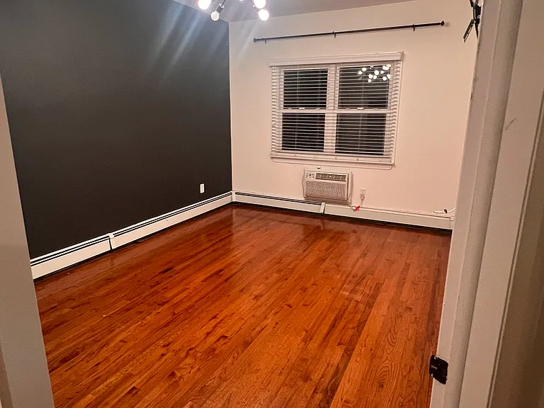 1569 Haight Ave #2 — Photo 2