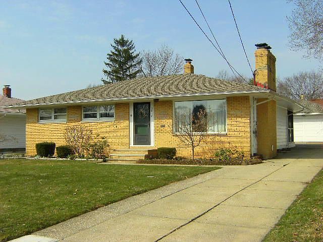 2nd image of 3816 Spencer Rd