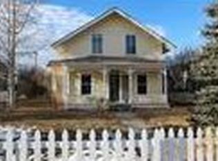 110 N 6th St, Manhattan, MT 59741