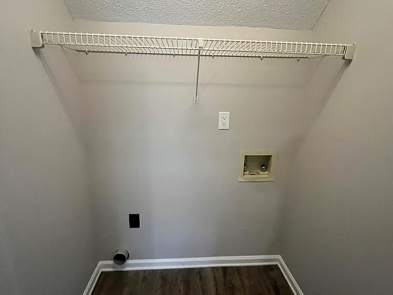19 Somersett Dr — Photo 11