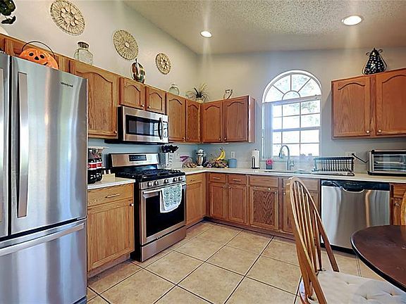 5th image of 8080 Santee Dr