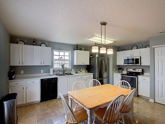 3rd image of 3348 Capsella Ln