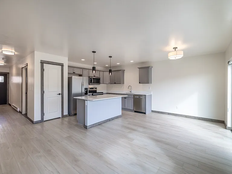 3396 Crosswind Ct #4 — Photo 4