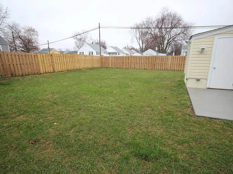 314 Old Post Rd — Photo 25