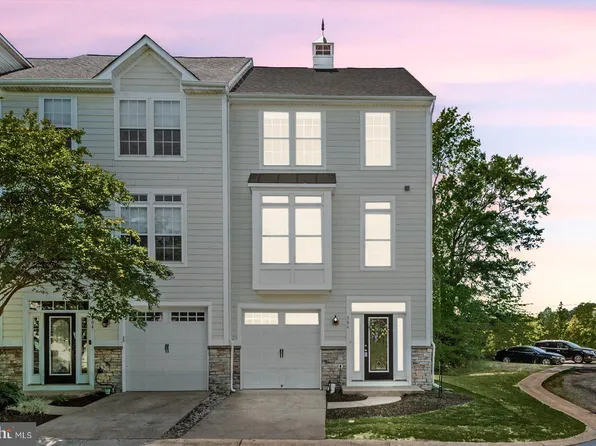 506 Monroe Point Dr, Colonial Beach, VA 22443