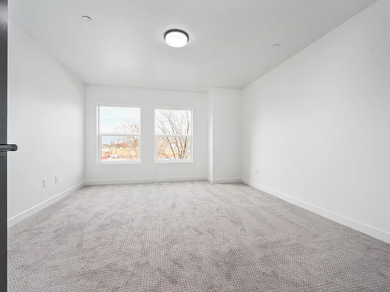 1739 S Main St #12 — Photo 13