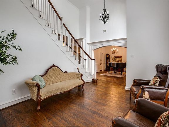 5th image of 7801 Hamburg Ct