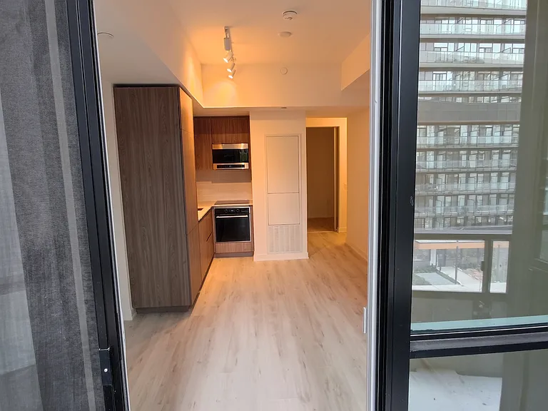 110 Broadway Ave #402S — Photo 34