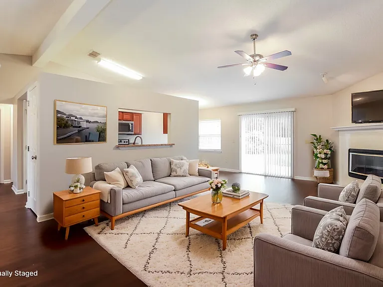 4519 Antler Hill Dr E — Photo 5
