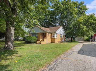 111 N Maple St, Hartford, MI 49057