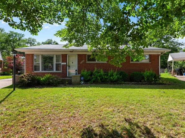 1598 Mendell Dr, Saint Louis, MO 63130