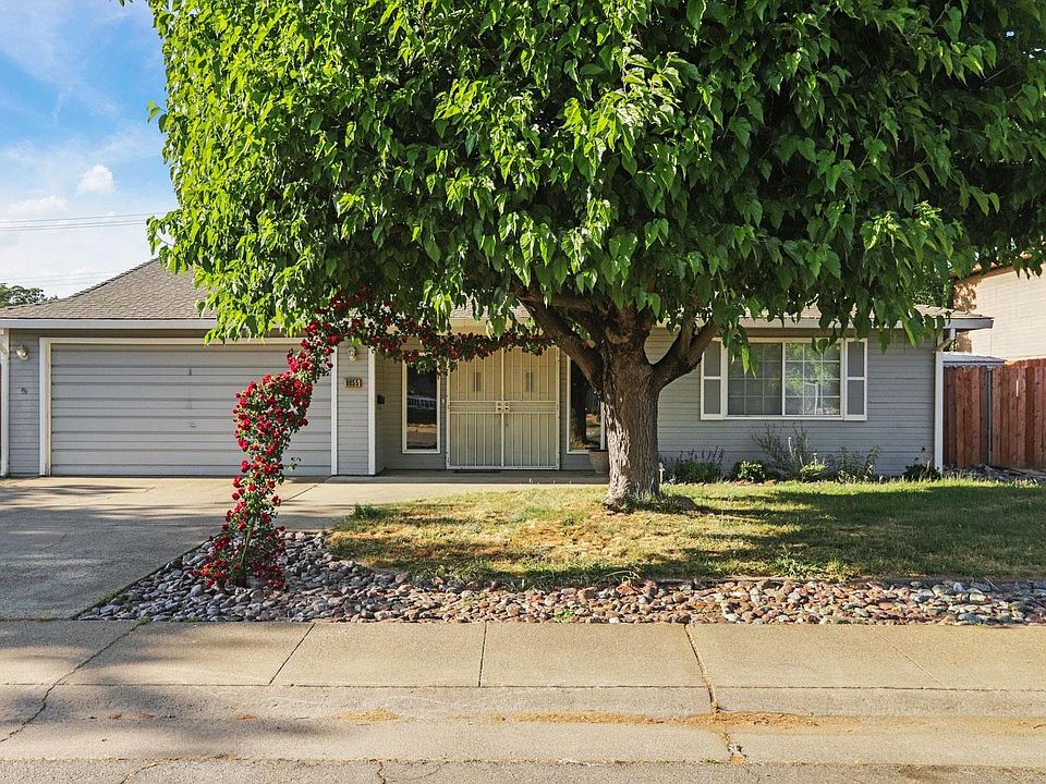 1st image of 9055 Leatham Ave