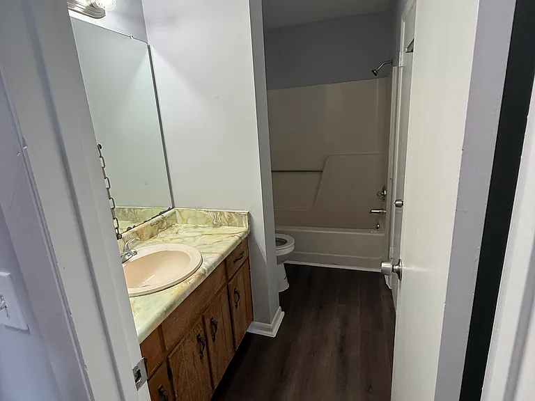 407 Venetian Way #407 — Photo 9