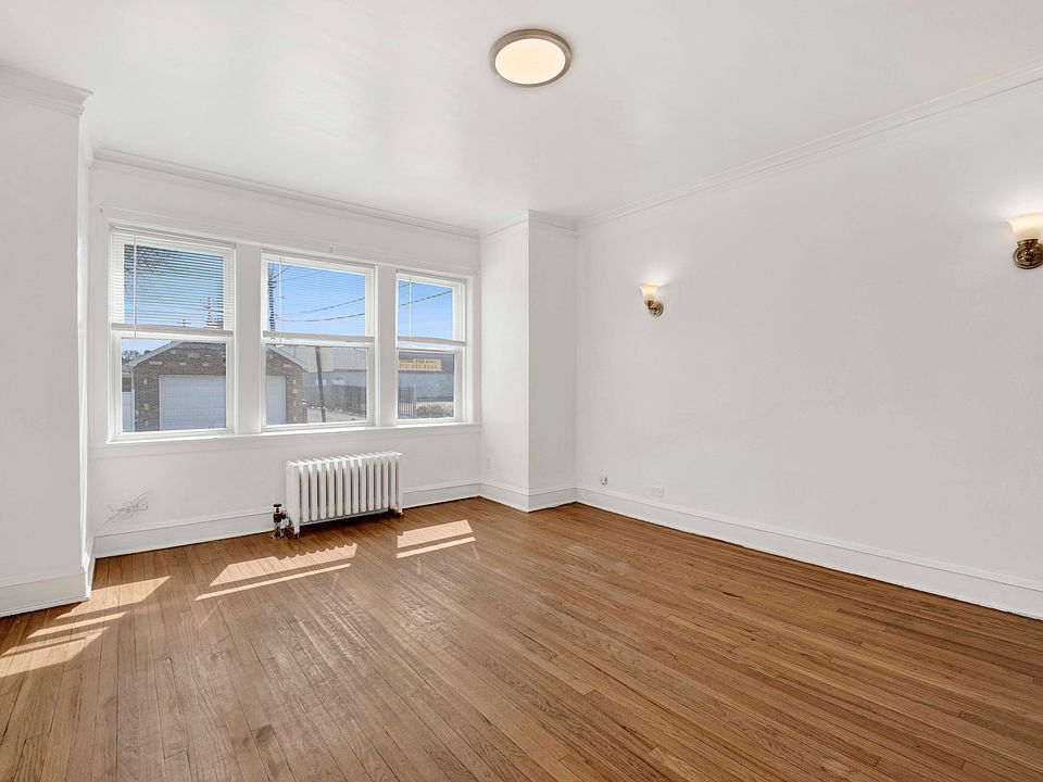 1st image of 5544 W George St APT 1W