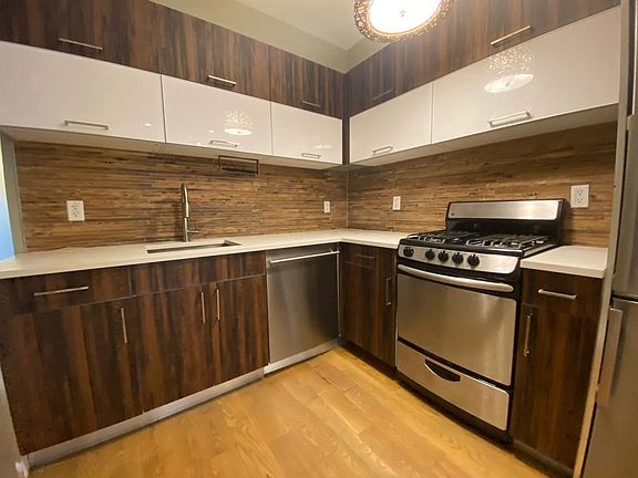 2nd image of 441 Meeker Ave #3B
